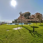 Apartament Oasis Mascarat *